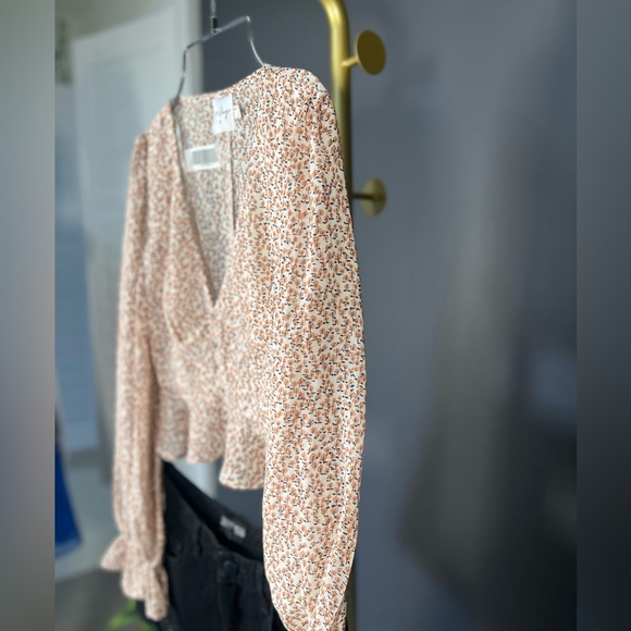 Polly - Picture 5 of 8